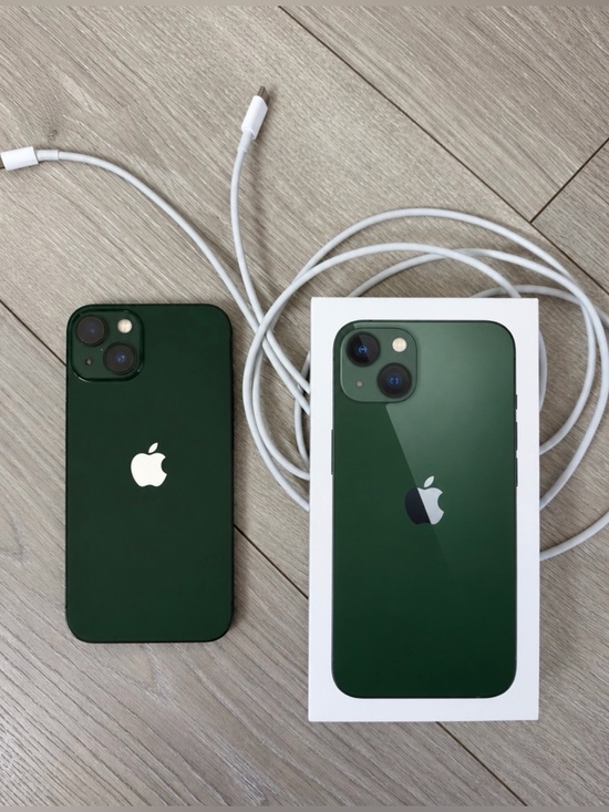 Apple Other - Apple iPhone 13 - Midnight Green